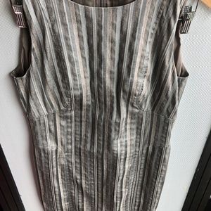 Lafayette 148 New York RARE Sheath Dress size 4